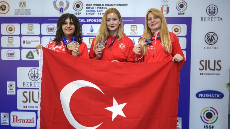 Havalı ve Ateşli Silahlar Dünya Şampiyonası iki madalya birden!