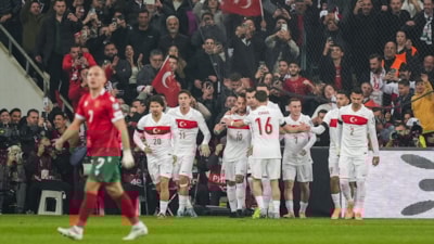 Play-off'u garantiledik! A Milli Futbol Takımı, Bulgaristan'ı iki golle yendi
