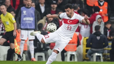 A Milli Takım'da Kaan Ayhan, sakatlık geçirdi