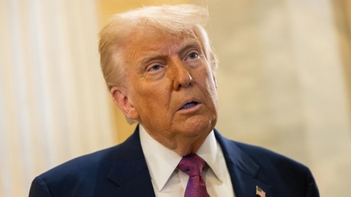 ABD'li yetkililerin Donald Trump'ı nükleer testten caydırmak istediği öne sürüldü