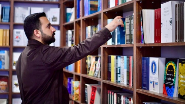 İstanbul'da Cağaloğlu, 'Kitapçılar Sokağı'na tekrar kavuştu