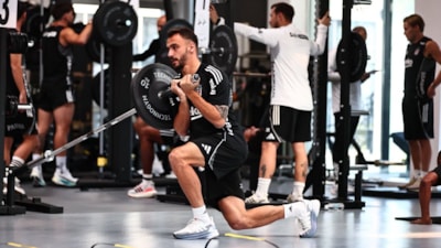 Beşiktaş'ta günün ilk idmanı gerçekleşti