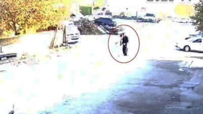 Kırıkkale'de 'çakmak' bahanesiyle yaklaşıp bıçakladı: O anlar kamerada