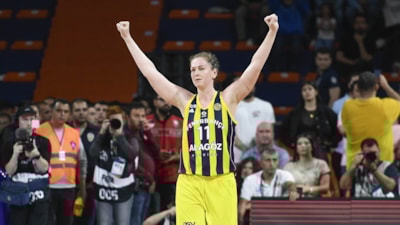 Fenerbahçeli Emma Meesseman, ülkesinde onurlandırıldı