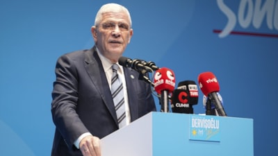 Müsavat Dervişoğlu: Akşener ile arama hiç kimse giremez