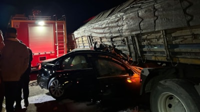 Afyonkarahisar’da tır ile otomobil çarpıştı: 2 ölü, 2 yaralı