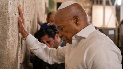 New York'ta görevi devretmeye hazırlanan Eric Adams soluğu İsrail'de aldı