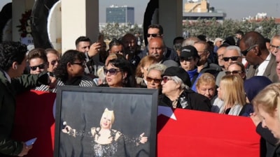 Sanatçı Muazzez Abacı için Ankara'da cenaze töreni düzenlendi