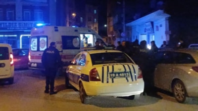 Çorum'da bıçaklı kavgada 1'i çocuk 2 kişi yaralandı