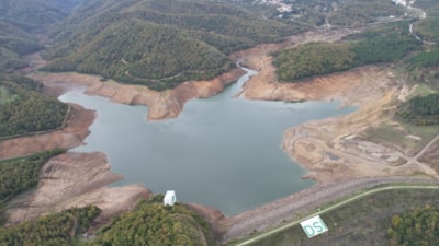 Yalova'nın su ihtiyacını karşılayan Gökçe Barajı'nda su seviyesi yüzde 10'a geriledi