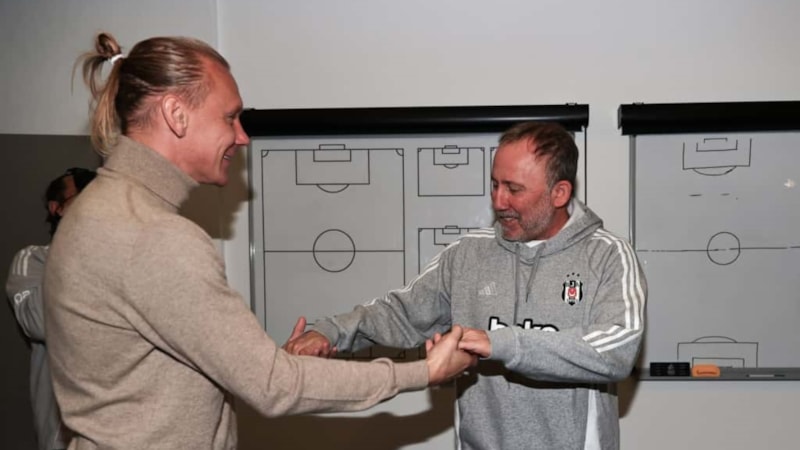 Domagoj Vida, Beşiktaş'ı ziyaret etti