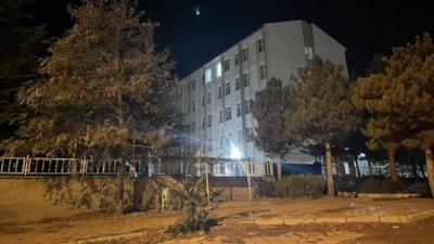 Niğde'de pasta yiyen 6 öğrenci zehirlendi