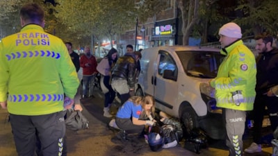 Tekirdağ'da kazaya karışan motosikletliye bakarken kaza yaptı