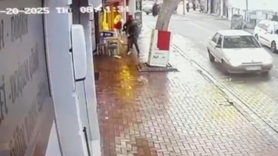 Balıkesir'de esnafa silahlı saldırı anı kamerada