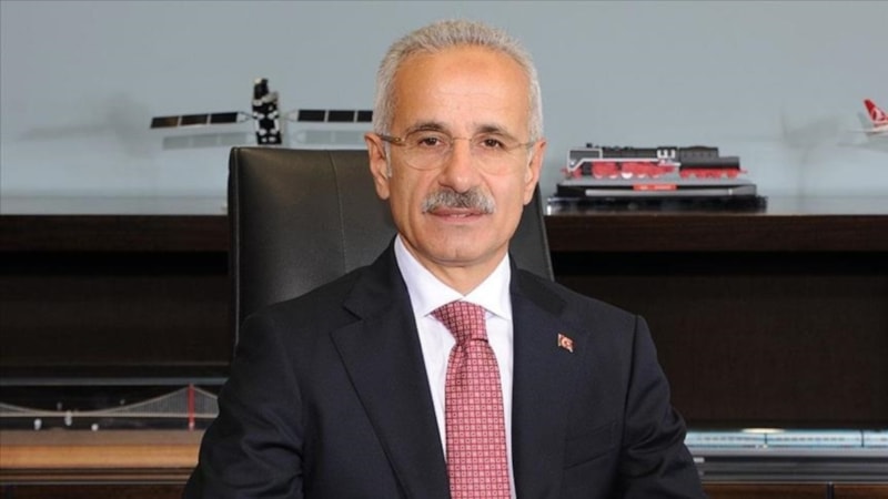 Abdulkadir Uraloğlu: Karadeniz ve Doğu Anadolu'ya kent içi raylı sistem geliyor