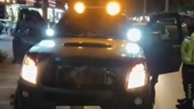 Antalya'da çakarlı araç sürücüsüne dudak uçuklatan ceza