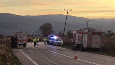 Tokat'ta otomobil, sazlık alana uçtu: 2 ölü, 1 yaralı