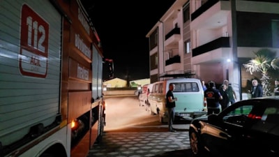 Sakarya'da 4 yaşındaki çocuk evde kilitli kaldı: İtfaiye balkondan girdi