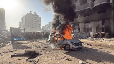 İsrail, Gazze'de bir aracı bombaladı: 4 Filistinli hayatını kaybetti