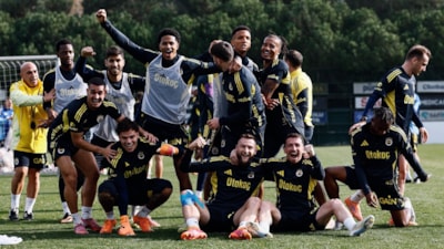 Fenerbahçe'de Rizespor maçının kamp kadrosu açıklandı