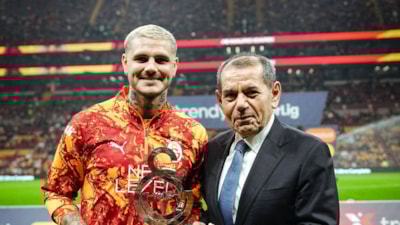 Mauro Icardi'ye 100. maç plaketi!