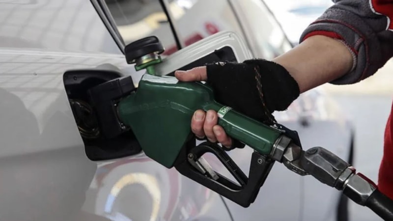 Hem benzin hem de motorine indirim