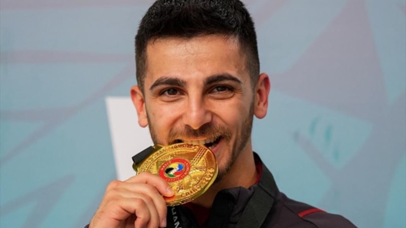 Eray Şamdan, dünya şampiyonu oldu