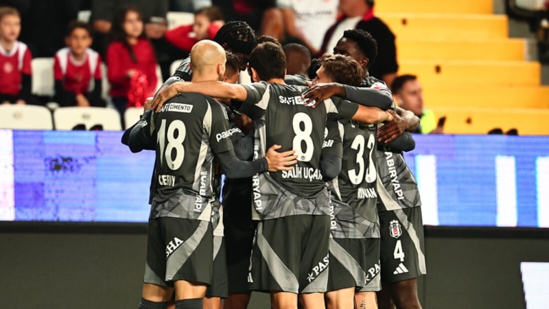 Fatih Karagümrük - Beşiktaş - CANLI SKOR