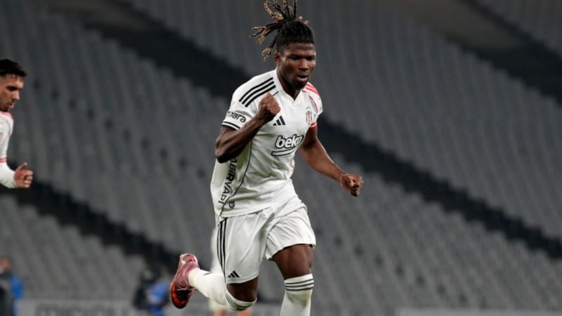 El Bilal Toure skora katkı yapmaya devam ediyor