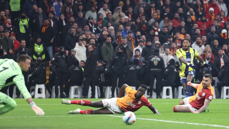 Süper Lig'de dev derbinin sonucu iki takımı da nasıl etkiler?