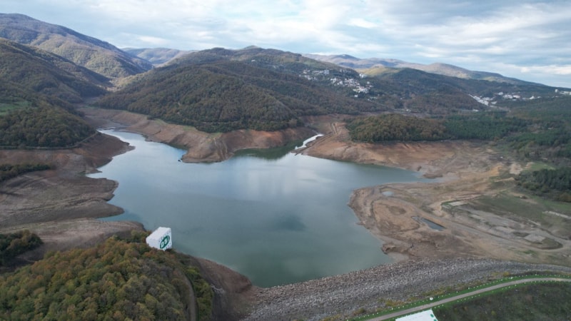 Yalova’daki su sıkıntısı için AK Parti’den eleştiri