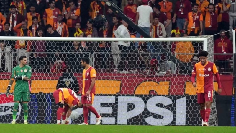 Galatasaray'ın düşüşü sürüyor