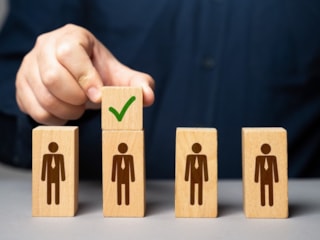 Modern hayatın görünmez kıskacı: Onay ihtiyacı