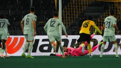 Berke Özer, Avrupa Ligi'nde yine penaltı kurtardı!