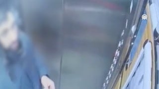 İstanbul'da Atatürk portresine tüküren kurye gözaltına alındı