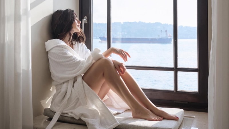 Nesrin Cavadzade bornozuyla poz verdi! Kareleri sosyal medyada olay oldu