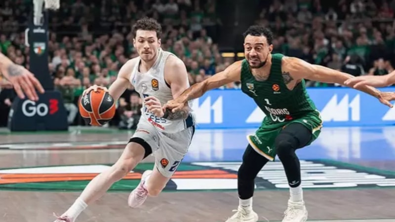 Anadolu Efes, Zalgiris'i deplasmanda yendi