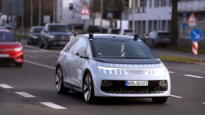 Volkswagen'in robotaksi projesi Almanya'da test ediliyor