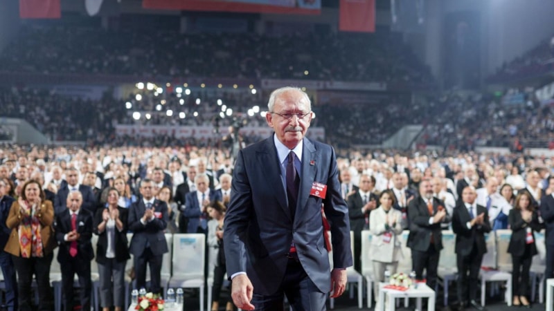 Kemal Kılıçdaroğlu'ndan 'aktif siyaseti bıraktı' iddialarına yalanlama