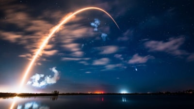 SpaceX'ten korkutan açıklama: Yörüngedeki Starlink uydusunda patlama meydan geldi