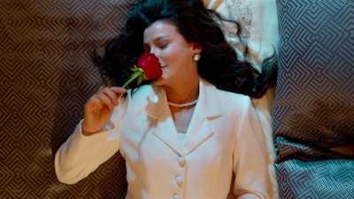 Müjde Uzman'ın yaptırdığı dövme sosyal medyada gündem oldu