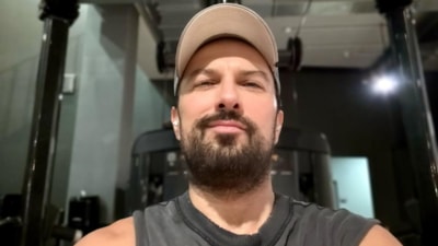 Tarkan'ın konser hazırlığı! Spor salonundan fotoğraf yayınladı