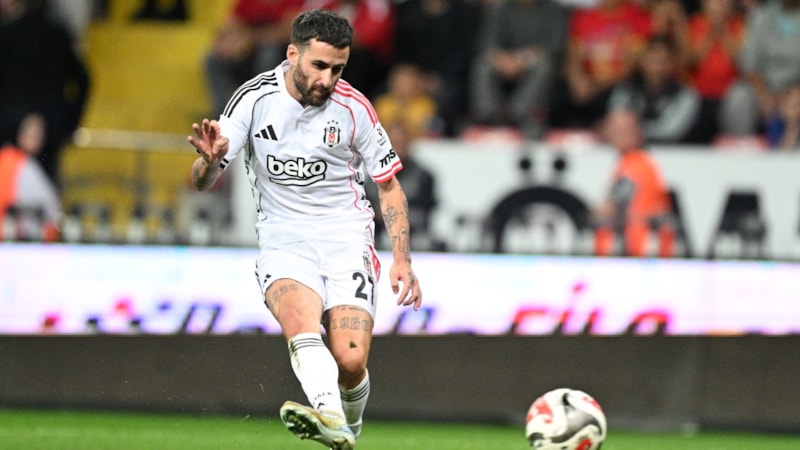 Rafa Silva, derbide de yok!