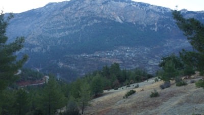 Karaman'ın Daran köyünde güneş ancak saat 12.30'da görülebiliyor