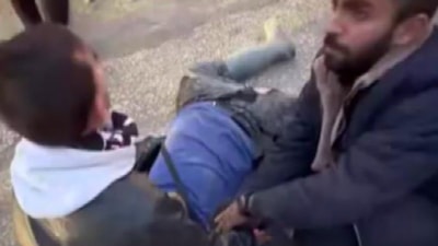 Hatay'da motosiklet sürücüsü mikserin altında kaldı