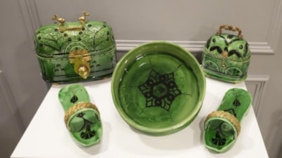 Çini sanatında 12 yıllık bir yolculuk: Songül Şimşek’in 'Desende Saklı' sergisi