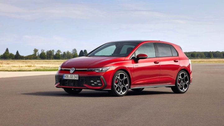 Volkswagen, Türkiye'deki otomobil fiyatlarına zam yaptı