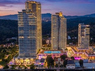 Neva Yalı İzmir’de ‘yıldızlar’ konuştu