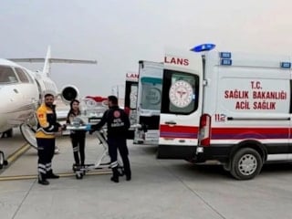 Hatay'da ambulans uçak 6 günlük bebek için havalandı