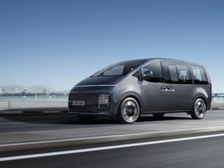 Elektrikli Hyundai Staria 9 Ocak'ta tanıtılacak: İşte beklenen özellikler
